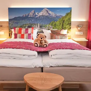 Edel Weiss 4* Bremen